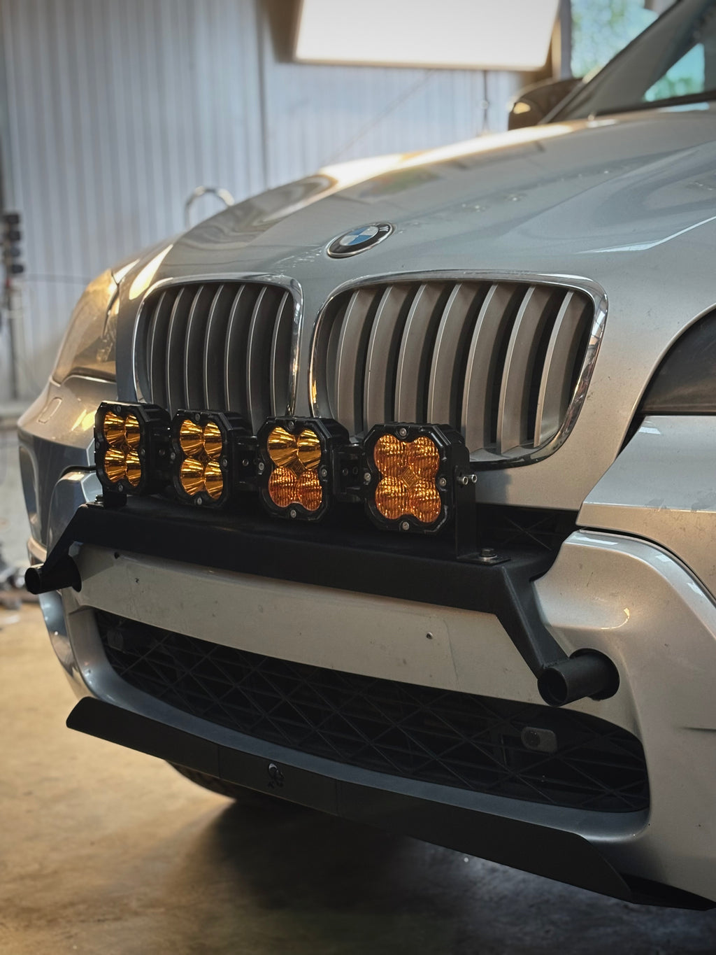 E70 x5 - Offroad Lightbar Mount